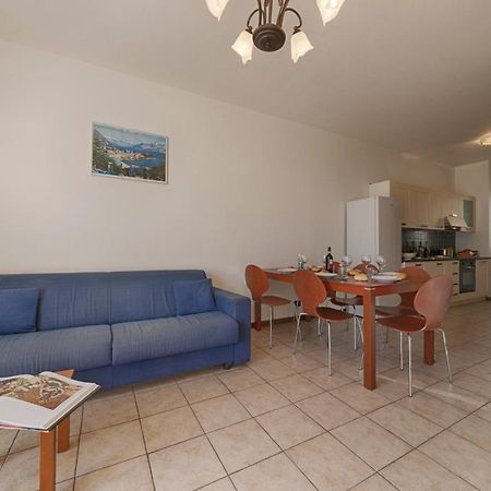 2-Bedroom Lakeview Apartment At The Lake Acquaseria Dış mekan fotoğraf