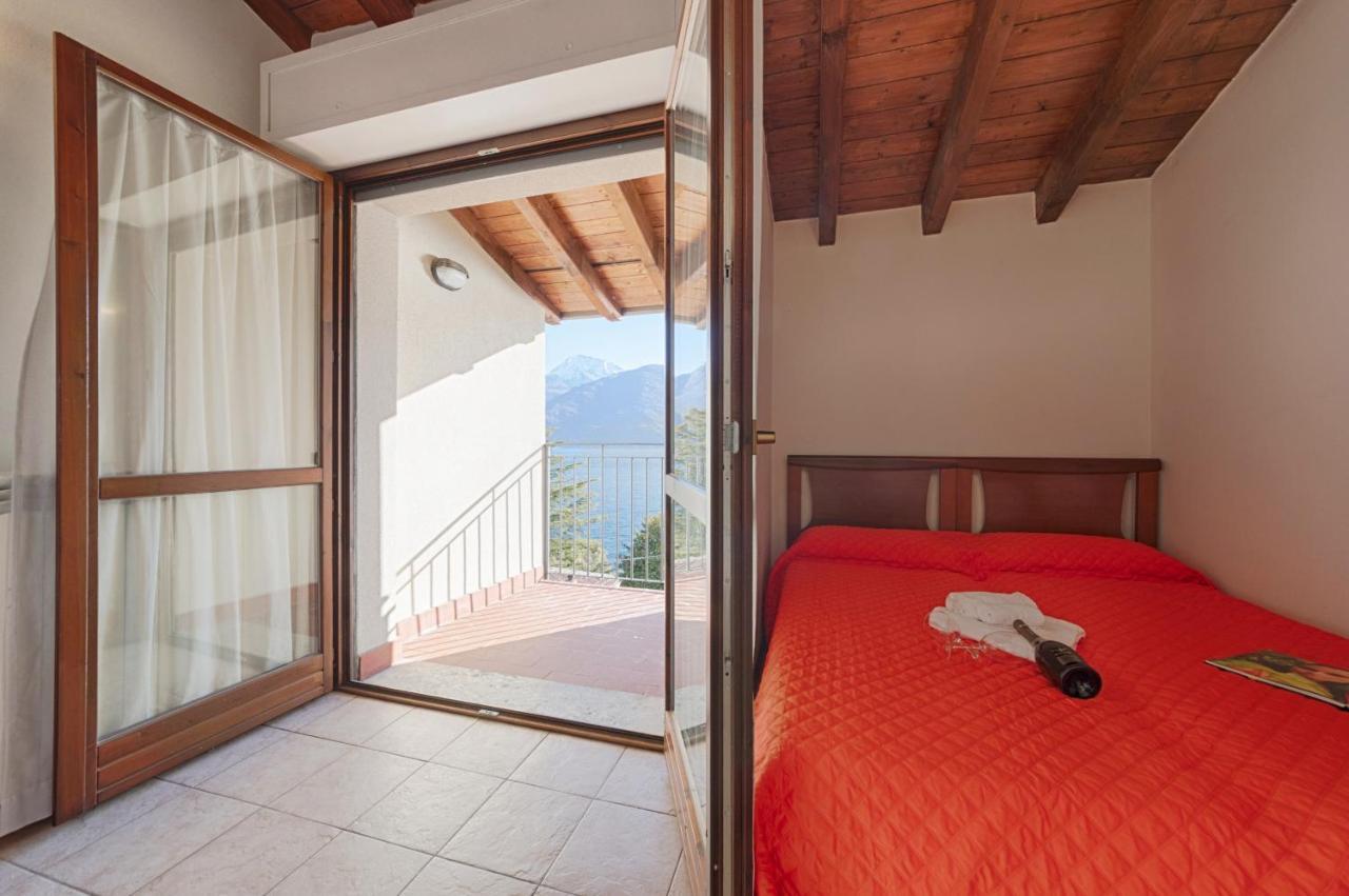 2-Bedroom Lakeview Apartment At The Lake Acquaseria Dış mekan fotoğraf